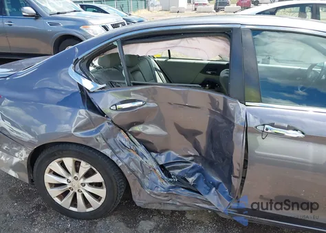 2015 Honda Accord Exl z USA, uszkodzony, nr VIN 1HGCR2F83FA176055